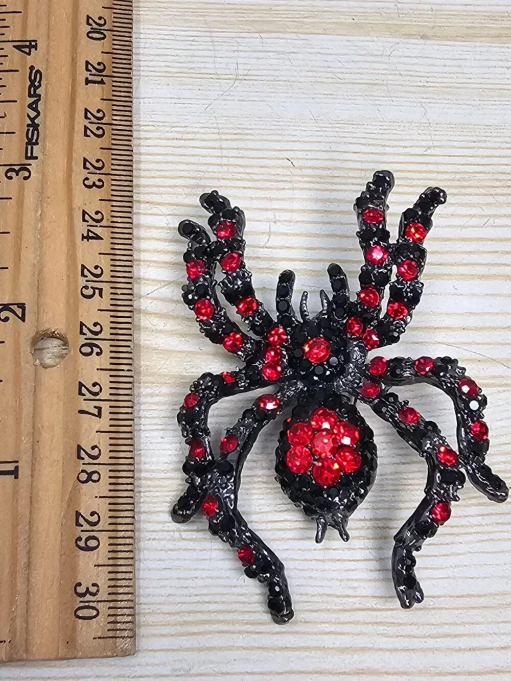 Red and Black Rhinestones Large Spider Brooch Pin Pendant Halloween